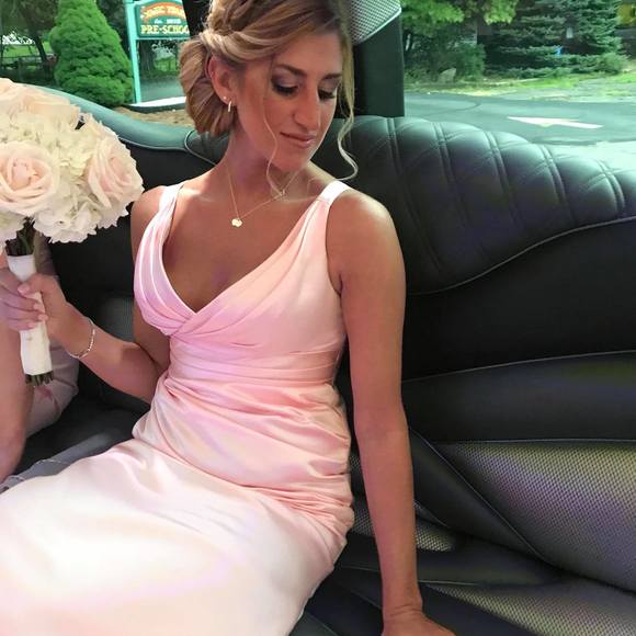 Meet your Posher, Flora - Picture 1 of 1